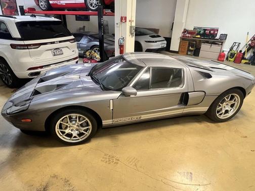 Tungsten 2006 Ford GT Base 2dr Coupe