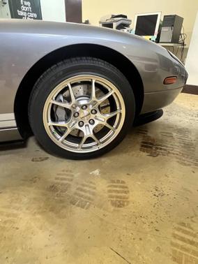 Tungsten 2006 Ford GT Base 2dr Coupe
