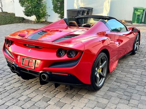 2021 Ferrari F8 Spider 