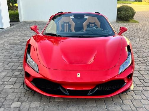 2021 Ferrari F8 Spider 