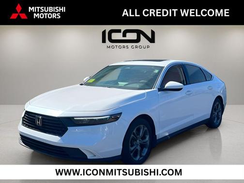 Platinum White Pearl 2023 Honda Accord EX