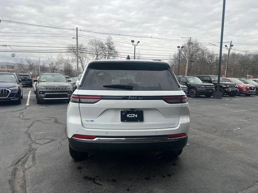 2023 Jeep Grand Cherokee 4xe Base