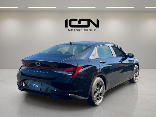 Onyx Black 2023 Hyundai ELANTRA SEL