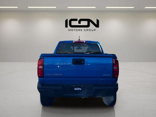 Bright Blue Metallic 2022 Chevrolet Colorado ZR2