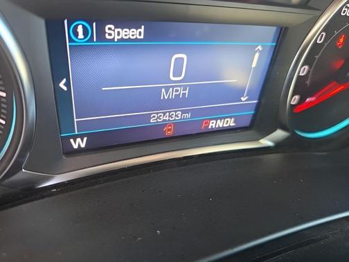 Blue Glow Metallic 2023 Chevrolet Equinox LS