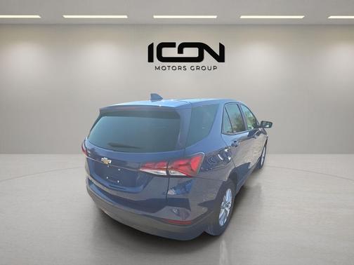 Blue Glow Metallic 2023 Chevrolet Equinox LS