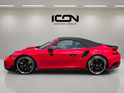 2018 Porsche 911 Turbo S