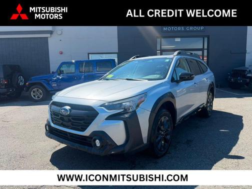 Ice Silver Metallic 2025 Subaru Outback Onyx Edition