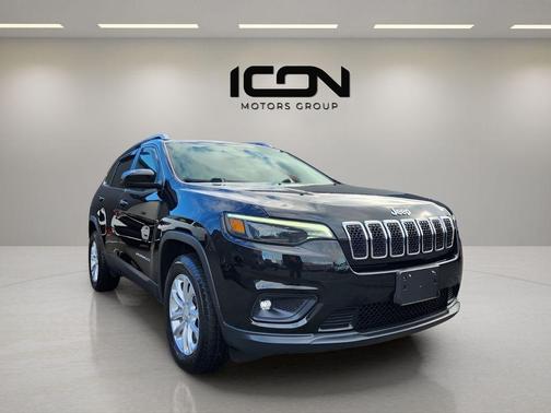 Diamond Black Crystal Pearlcoat 2019 Jeep Cherokee Latitude
