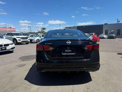 Super Black 2024 Nissan Altima 2.5 SV