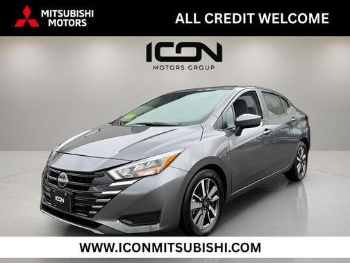 Gun Metallic 2025 Nissan Versa 1.6 SV