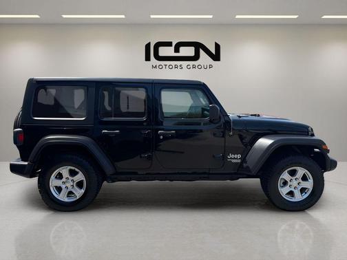 Black Clearcoat 2020 Jeep Wrangler Unlimited Sport