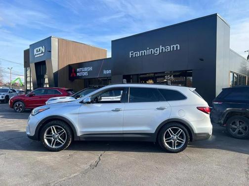 2018 Hyundai SANTA FE SE Ultimate