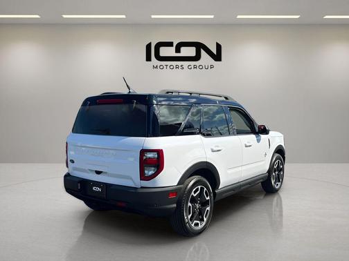 Oxford White 2023 Ford Bronco Sport Outer Banks