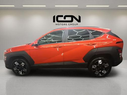 Soultronic Orange Pearl 2025 Hyundai KONA SEL