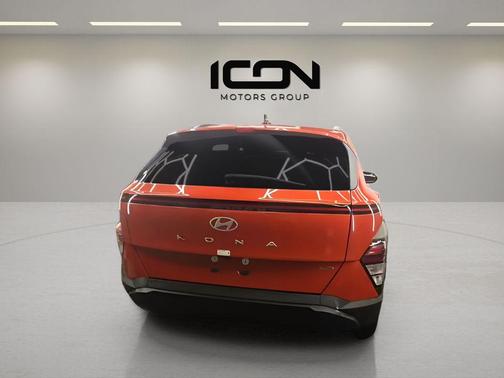 Soultronic Orange Pearl 2025 Hyundai KONA SEL