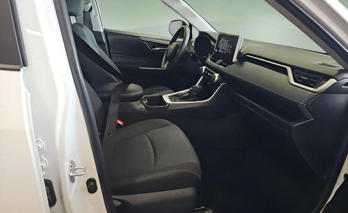 Ice Cap 2025 Toyota RAV4 Hybrid XLE
