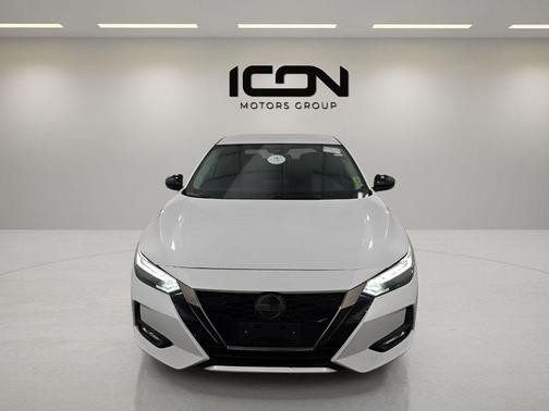 Aspen White TriCoat Pearl 2022 Nissan Sentra SR