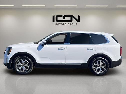 Glacial White Pearl 2022 Kia Telluride EX