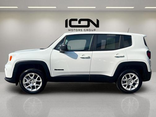 Alpine White Clearcoat 2023 Jeep Renegade Latitude