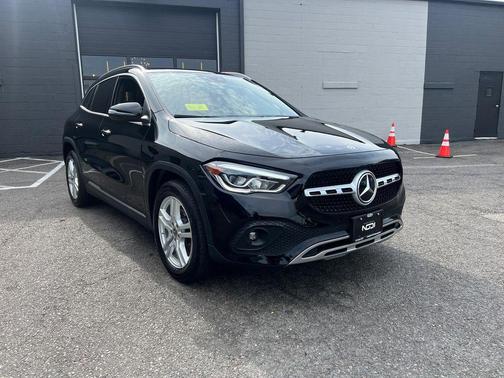 2021 Mercedes-Benz GLA 250 Base 4MATIC