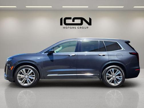 Wilder Metallic 2022 Cadillac XT6 Premium Luxury FWD