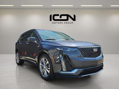 Wilder Metallic 2022 Cadillac XT6 Premium Luxury FWD