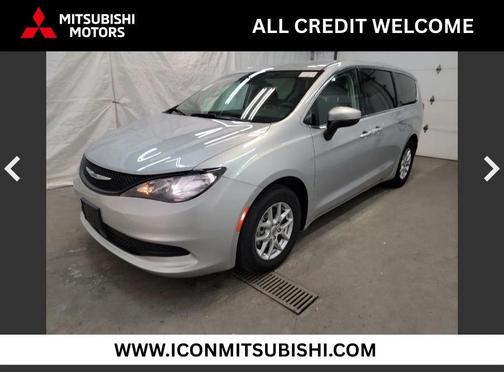 2023 Chrysler Voyager LX