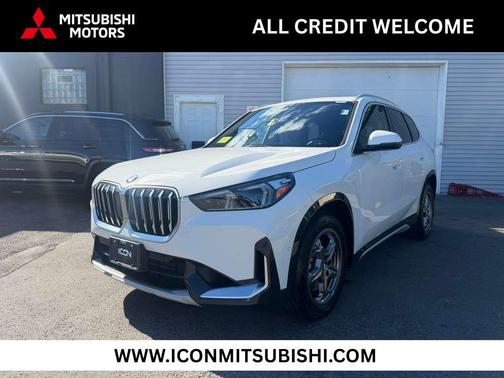 Alpine White 2025 BMW X1 xDrive28i