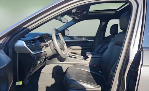 Baltic Gray Metallic Clearcoat 2024 Jeep Grand Cherokee 4xe Base