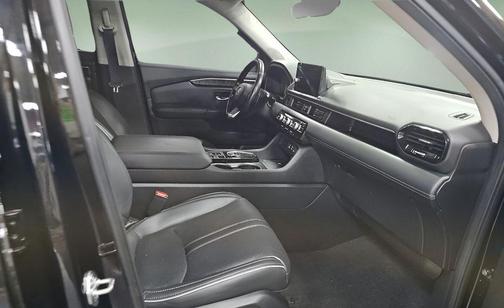 Crystal Black Pearl 2023 Honda Pilot AWD Elite