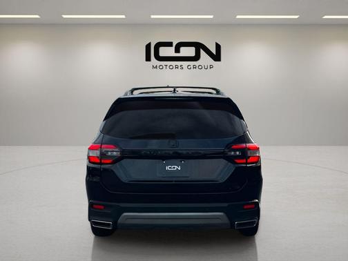 Crystal Black Pearl 2023 Honda Pilot AWD Elite
