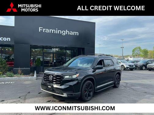 Crystal Black Pearl 2023 Honda Pilot AWD Elite