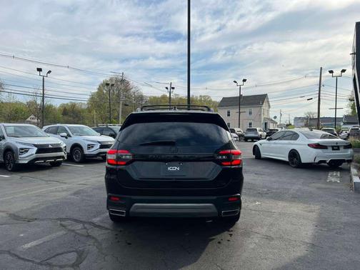 Crystal Black Pearl 2023 Honda Pilot AWD Elite