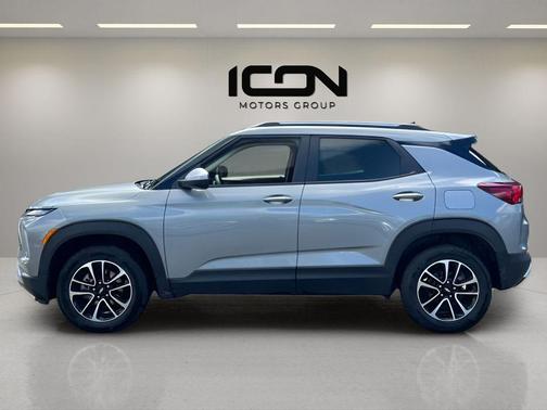 Sterling Gray Metallic 2025 Chevrolet Trailblazer LT