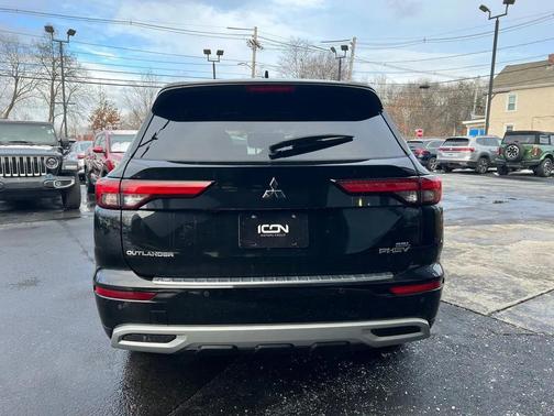 2023 Mitsubishi Outlander PHEV SEL