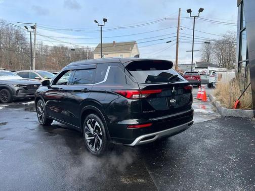 2023 Mitsubishi Outlander PHEV SEL