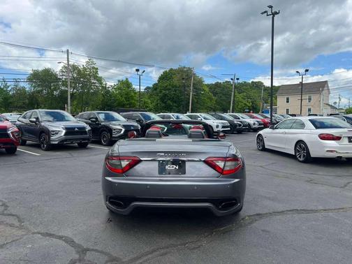 White 2015 Maserati GranTurismo MC