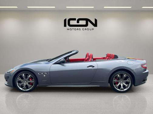 White 2015 Maserati GranTurismo MC