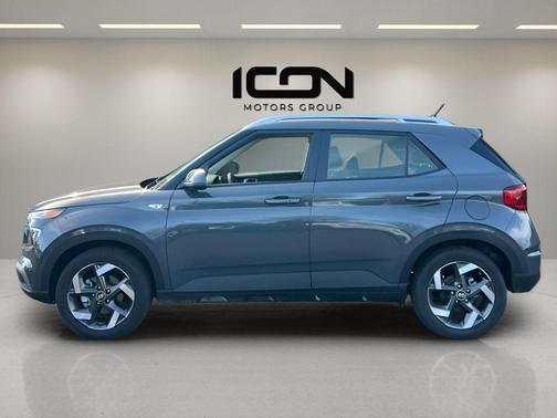 Ecotronic Gray 2025 Hyundai VENUE SEL