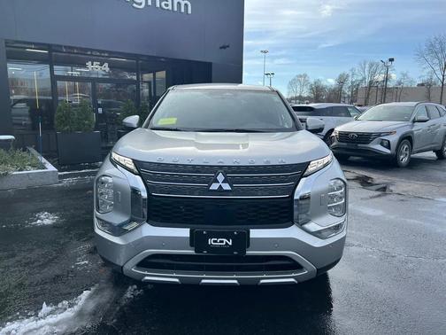 2024 Mitsubishi Outlander PHEV SE S-AWC