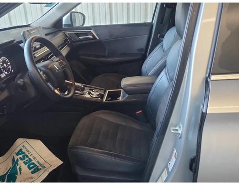 2024 Mitsubishi Outlander PHEV SE S-AWC