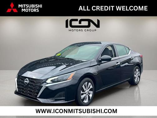Super Black 2025 Nissan Altima S FWD