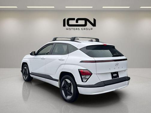 Atlas White 2024 Hyundai KONA EV SEL