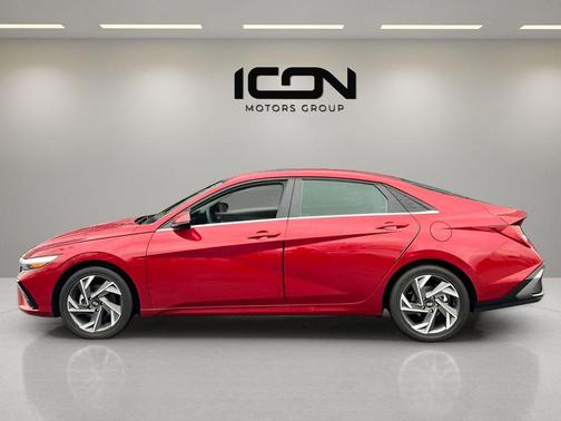 Ultimate Red 2025 Hyundai ELANTRA Limited