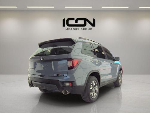 Sonic Gray Pearl 2023 Honda Passport AWD TrailSport