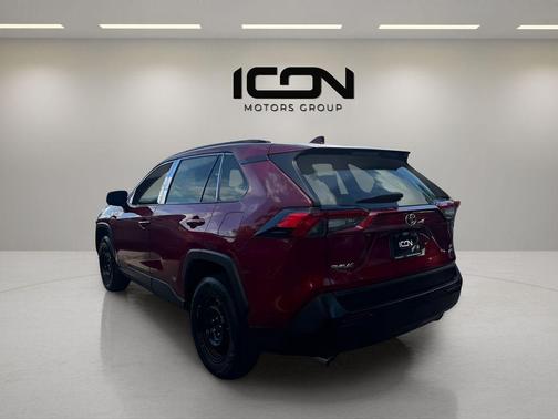 Ruby Flare Pearl 2019 Toyota RAV4 LE