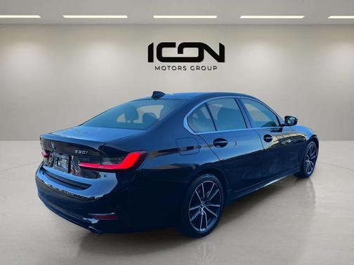 2021 BMW 330 xDrive
