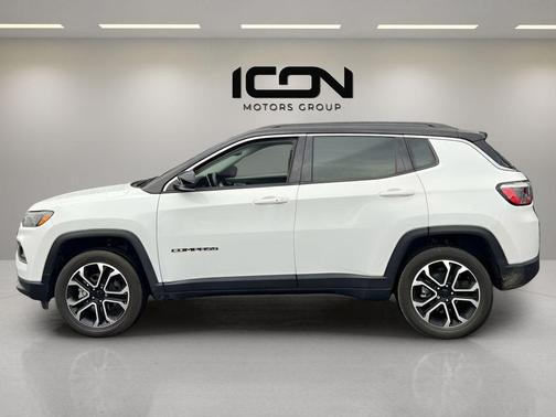 Bright White Clearcoat 2022 Jeep Compass Limited