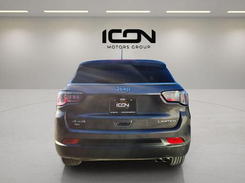 Granite Crystal Metallic Clearcoat 2021 Jeep Compass Limited